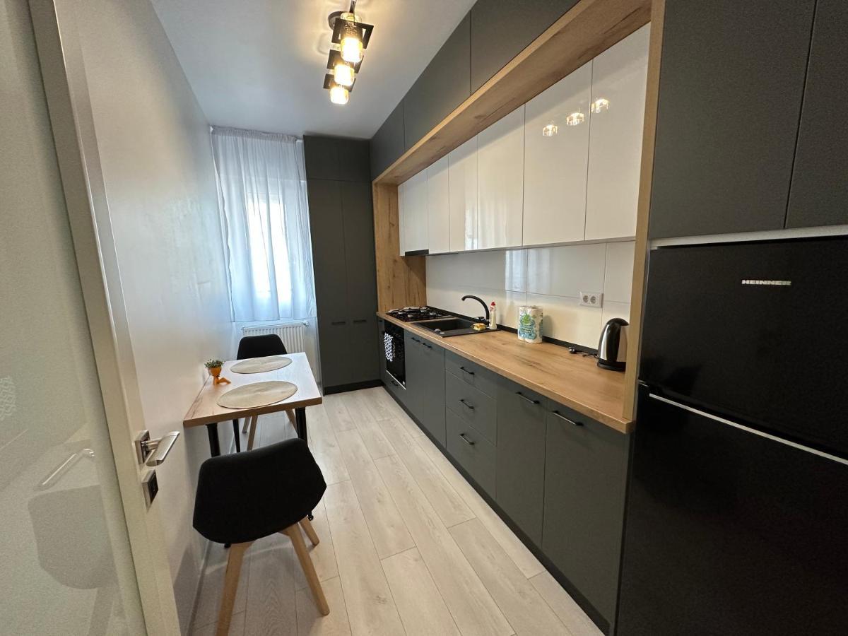 Renting Solutions Studio Jászvásár Kültér fotó